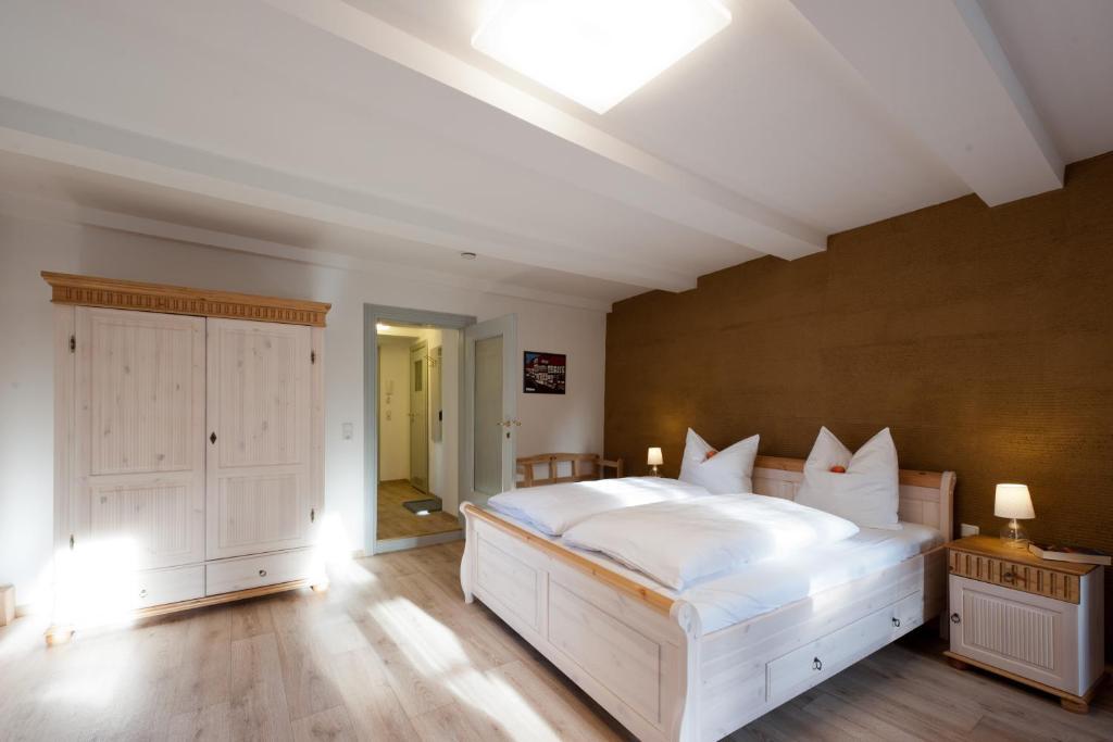 Schlaf-Gut Appartments เควดลินบวร์ก ภายนอก รูปภาพ