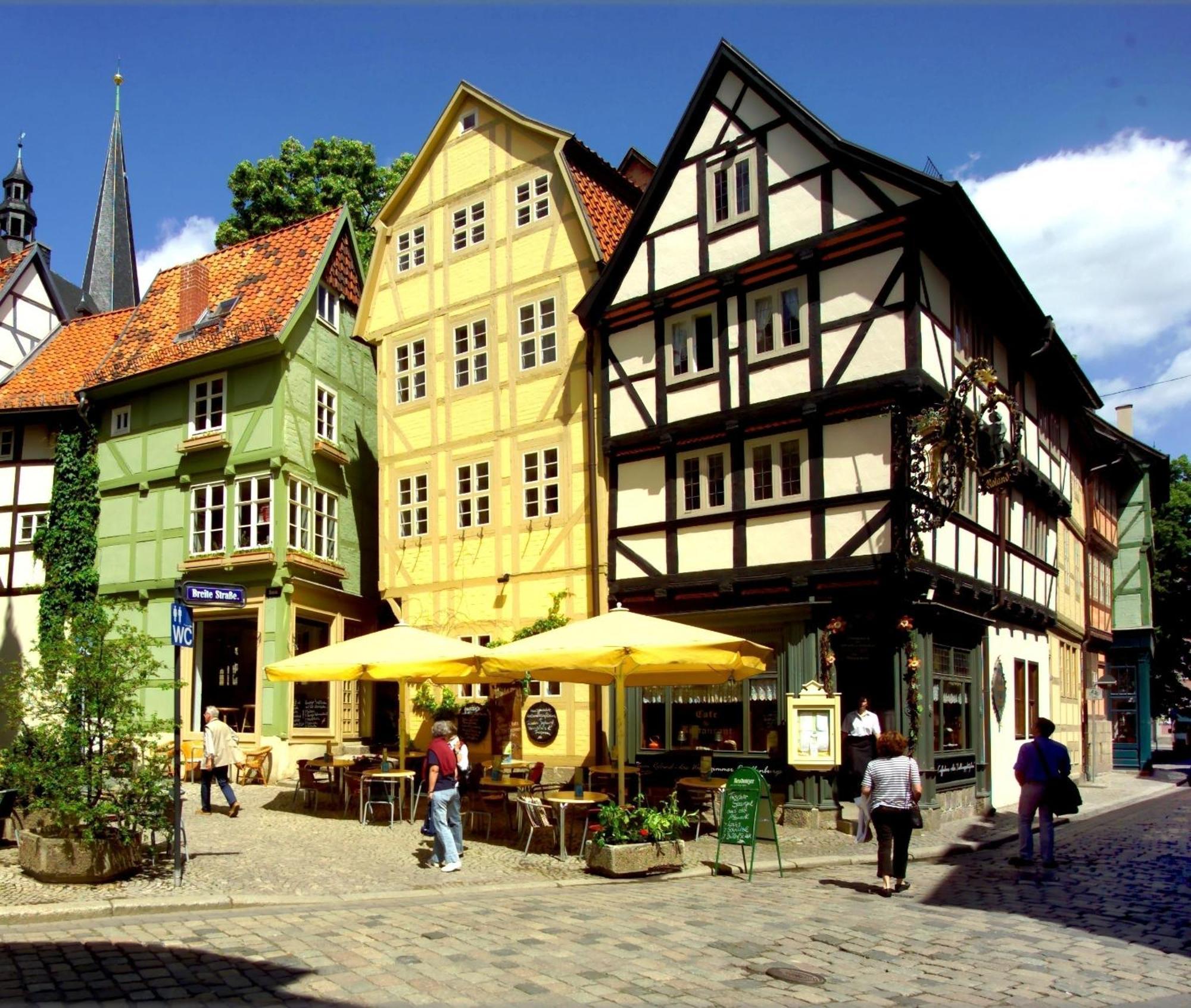 Schlaf-Gut Appartments เควดลินบวร์ก ภายนอก รูปภาพ